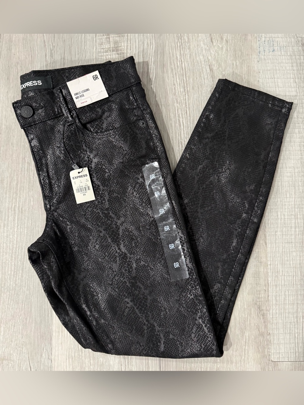 Express Black Snake-Texture Ankle Skinny Jeans